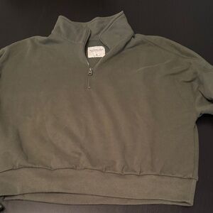 Abercrombie & Fitch Men's Green Zip-Up Sweater